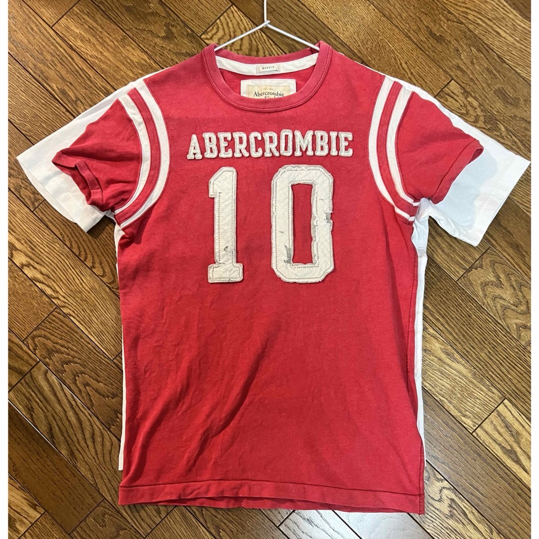 Abercrombie&Fitch(アバクロンビーアンドフィッチ)のAbercrombie&Fitch（アバクロ）Tシャツ メンズのトップス(Tシャツ/カットソー(半袖/袖なし))の商品写真