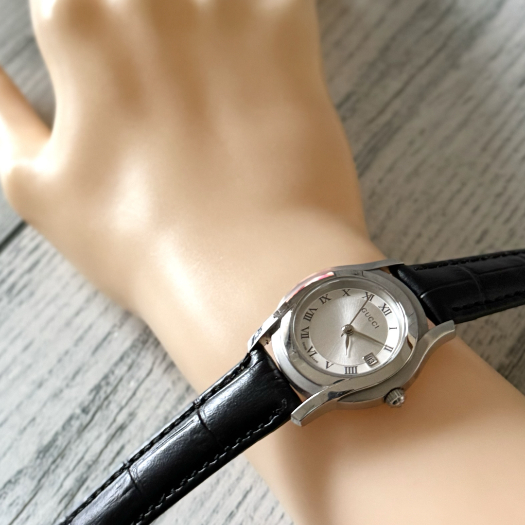 GUCCI - 【電池交換済】GUCCI グッチ 5500L 腕時計 シルバー GUCCI - 【電池交換済】GUCCI グッチ 5500L 腕時計 シルバー