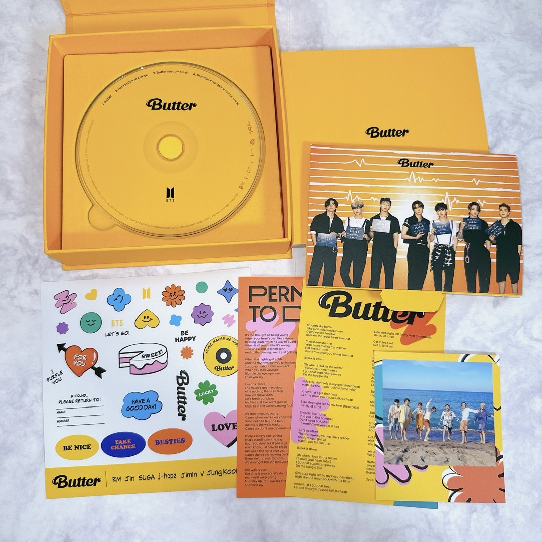 防弾少年団(BTS)(ボウダンショウネンダン)のBTS Butter CD 2形態セット エンタメ/ホビーのCD(K-POP/アジア)の商品写真