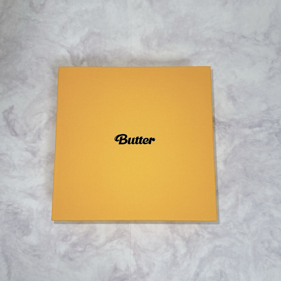 防弾少年団(BTS)(ボウダンショウネンダン)のBTS 「Butter」 CD （Cream ver.） エンタメ/ホビーのCD(K-POP/アジア)の商品写真