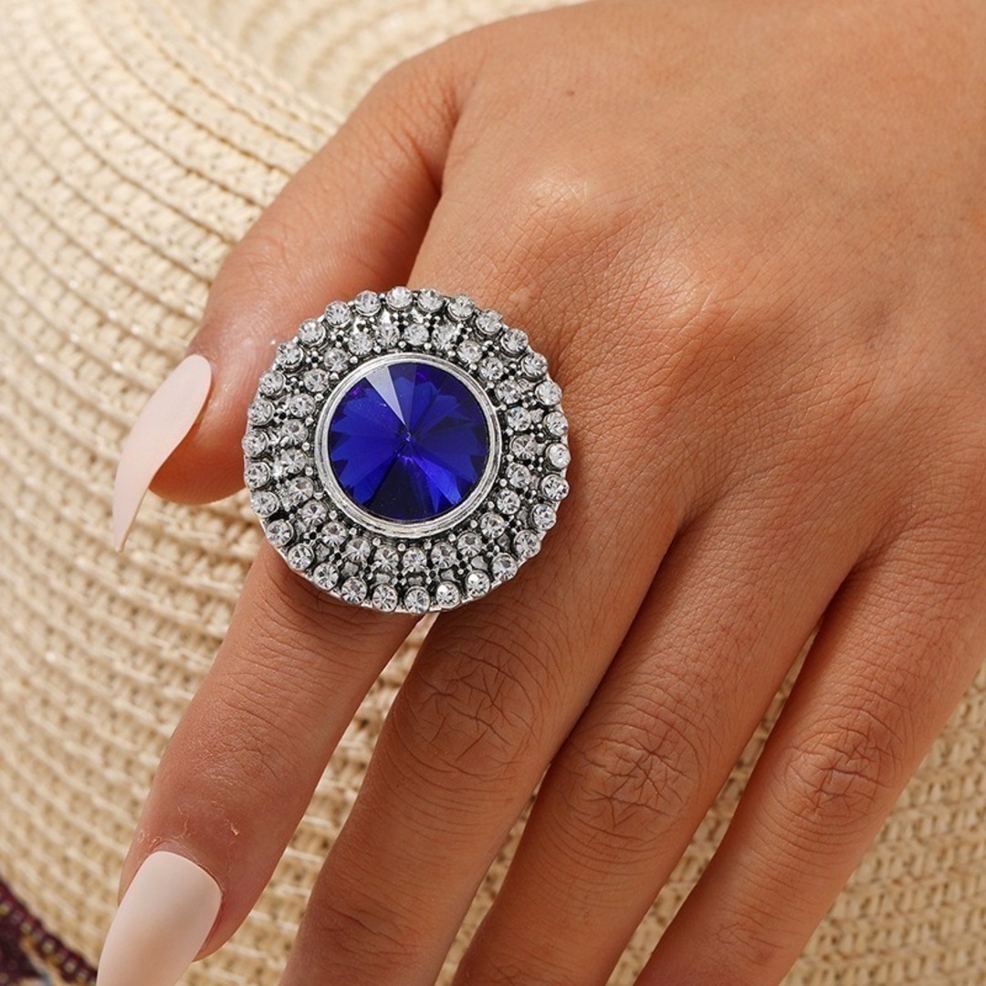 人気　レディース　指輪　シルバー　リング　青　大ぶり　韓国　ゴージャス　キラキラ レディースのアクセサリー(リング(指輪))の商品写真