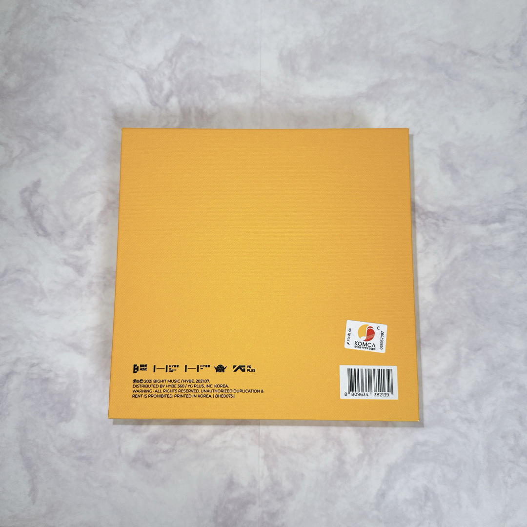 防弾少年団(BTS)(ボウダンショウネンダン)のBTS 「Butter」 CD （Cream ver.） エンタメ/ホビーのCD(K-POP/アジア)の商品写真