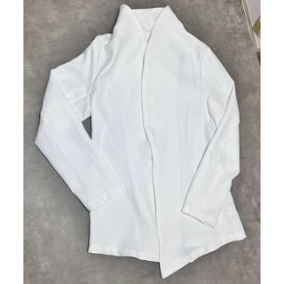 シーイン(SHEIN)のジャケット(ノーカラージャケット)