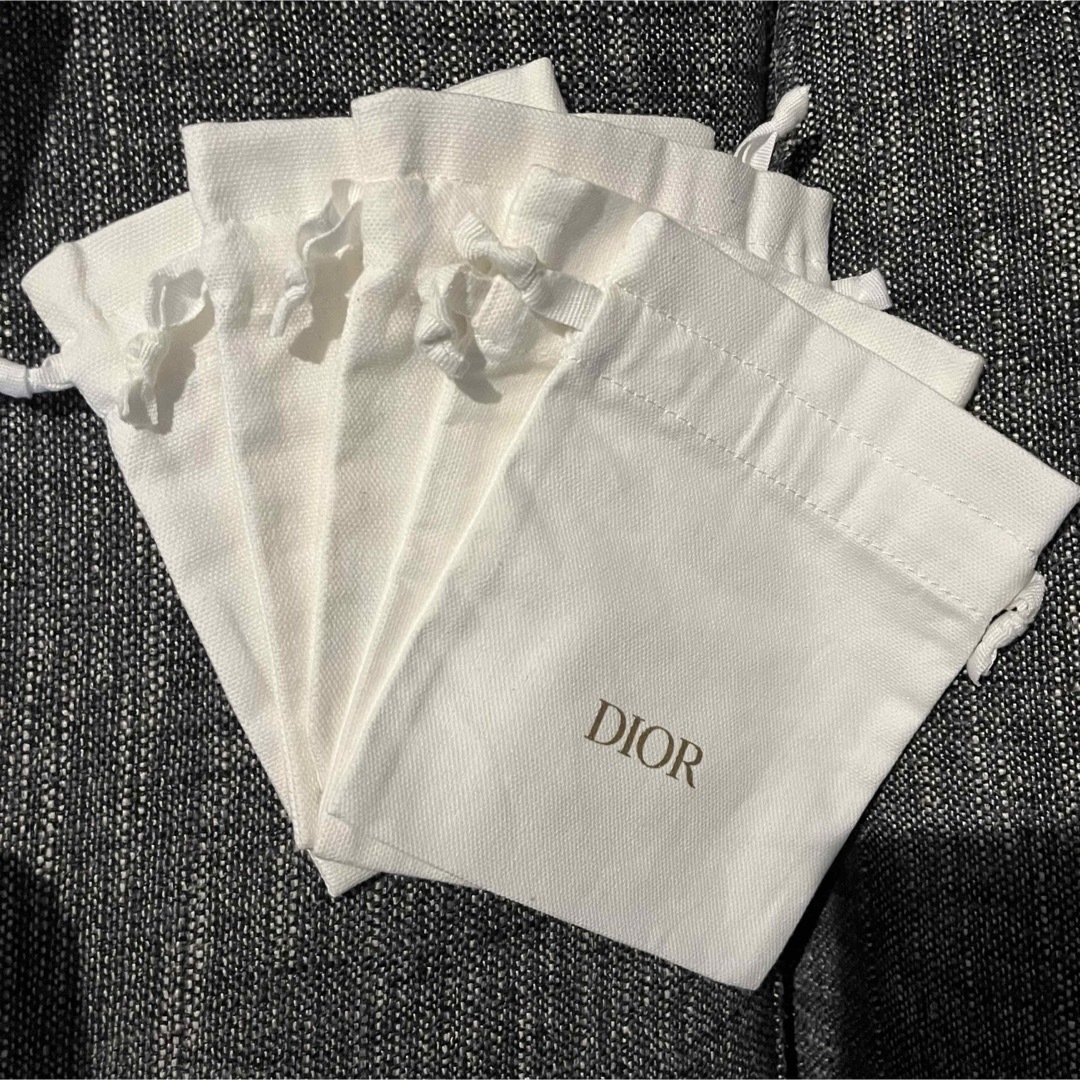 Dior(ディオール)のディオール　ノベルティ　巾着　5枚　 レディースのファッション小物(ポーチ)の商品写真