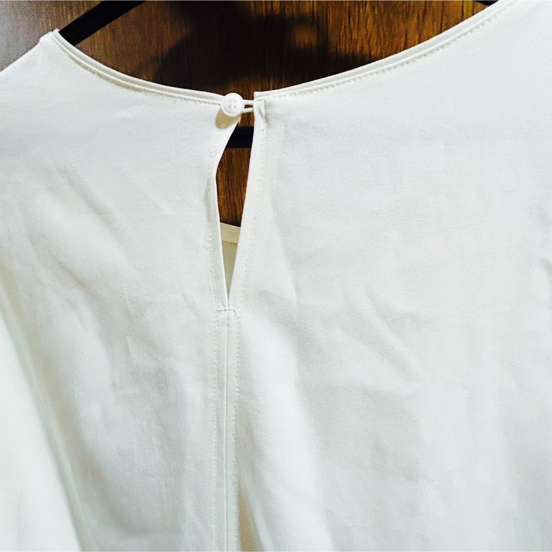 ブラウス　トップス　白T  レディースのトップス(シャツ/ブラウス(半袖/袖なし))の商品写真