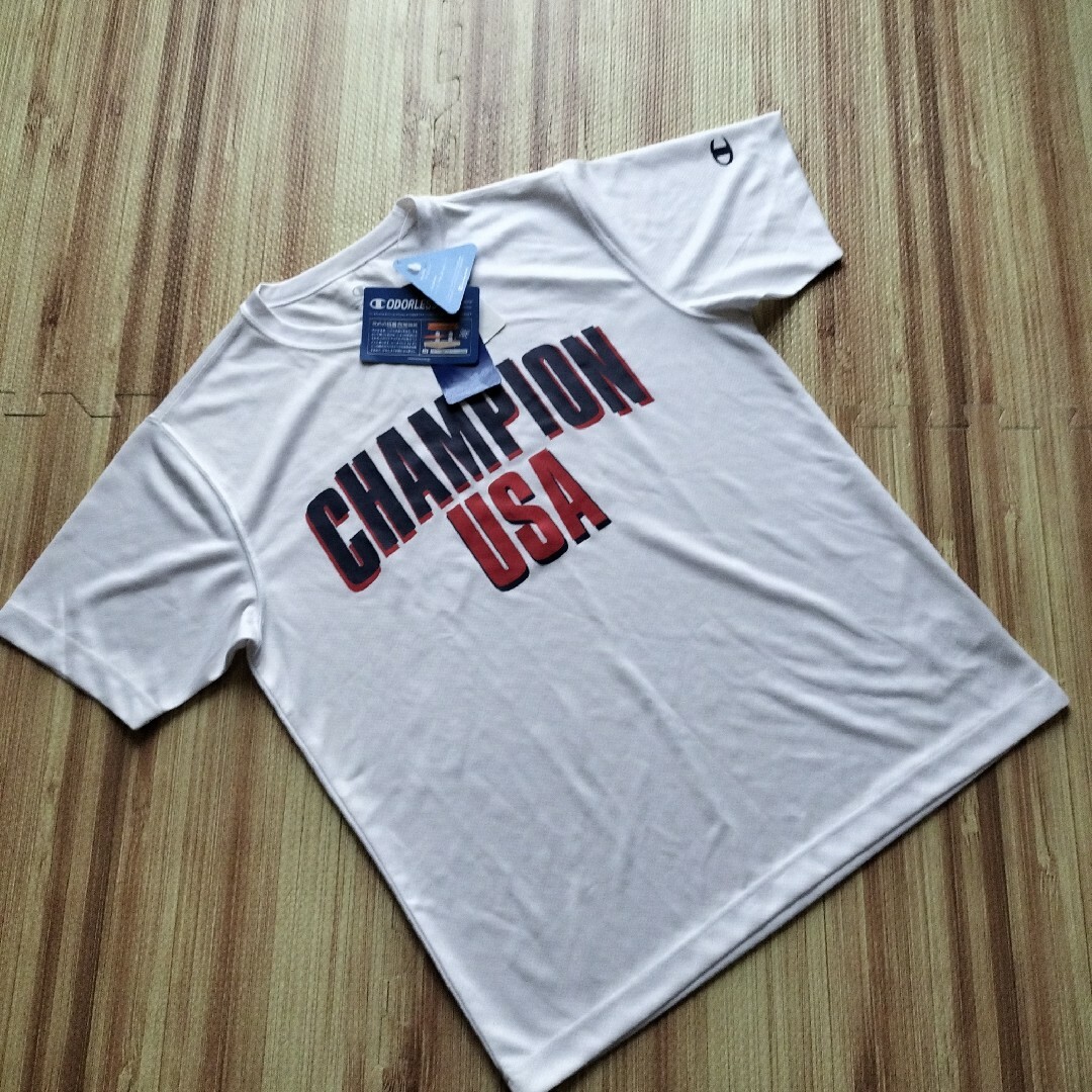 Champion(チャンピオン)の新品未使用☆　チャンピオン　Champion　Ｔシャツ サイズM メンズのトップス(Tシャツ/カットソー(半袖/袖なし))の商品写真