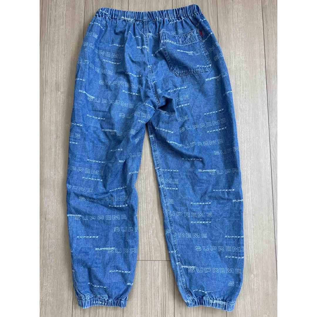 Supreme(シュプリーム)のSupreme Dimensions Logo Denim Skate Pant メンズのパンツ(デニム/ジーンズ)の商品写真