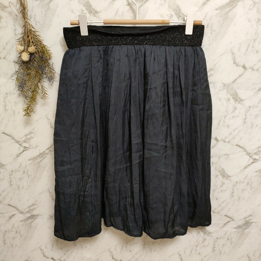 LYON(リヨン)の◆LYONリヨン　スカート　ネイビー系　ウエストゴム　Mサイズ   日本製 レディースのスカート(ひざ丈スカート)の商品写真