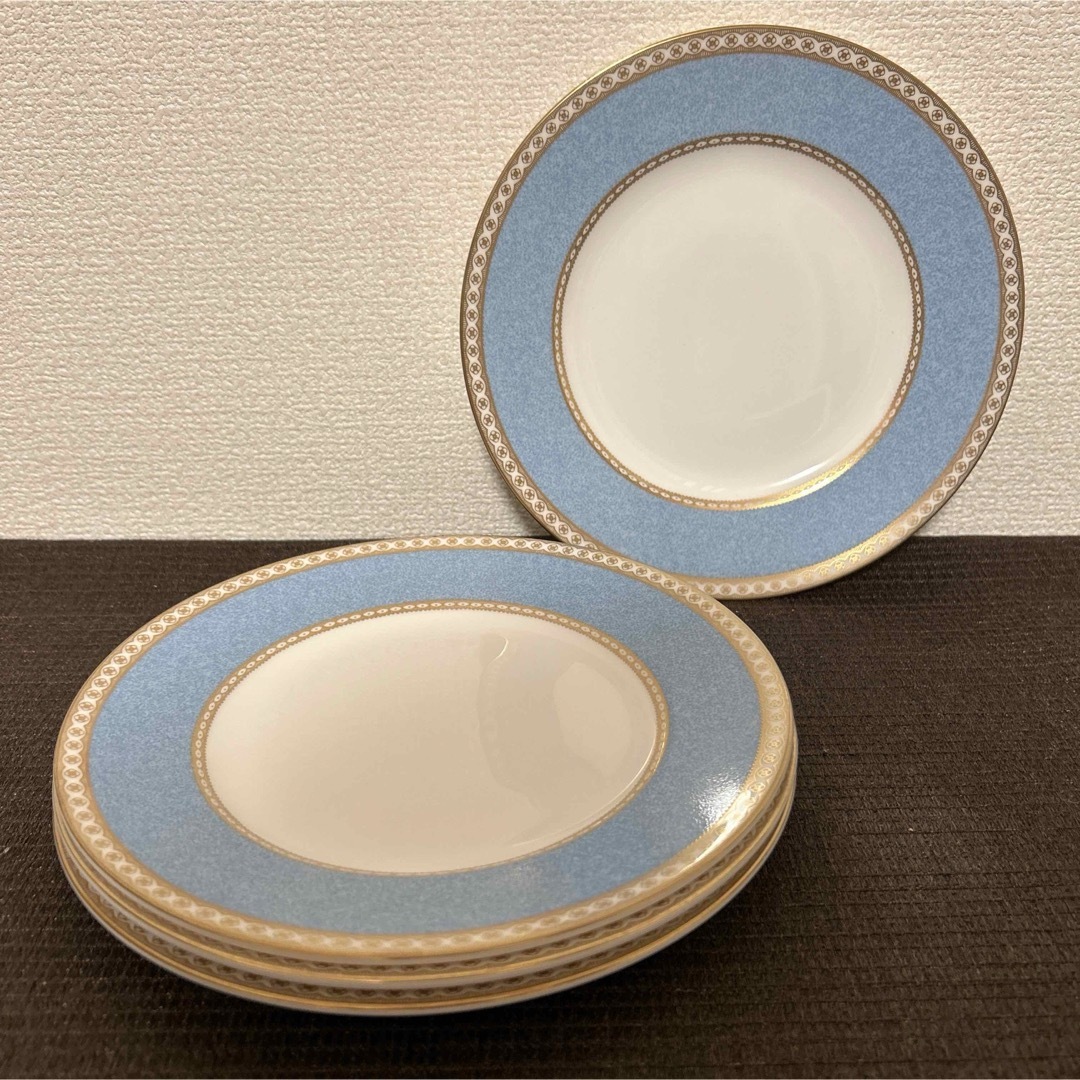 WEDGWOOD(ウェッジウッド)のウェッジウッド　ユーランダー　パウダーペールブルー　デザートプレート　20.5 インテリア/住まい/日用品のキッチン/食器(食器)の商品写真