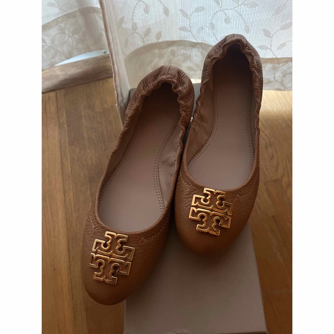 Tory Burch(トリーバーチ)の新品トリーバーチフラットシューズ37ハーフ レディースの靴/シューズ(バレエシューズ)の商品写真