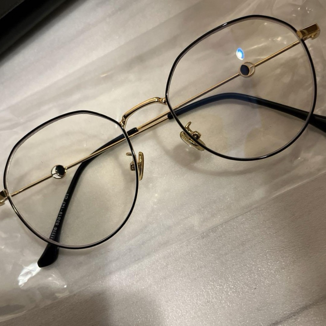 ブルーライトカットメガネ　ユニセックス レディースのファッション小物(サングラス/メガネ)の商品写真