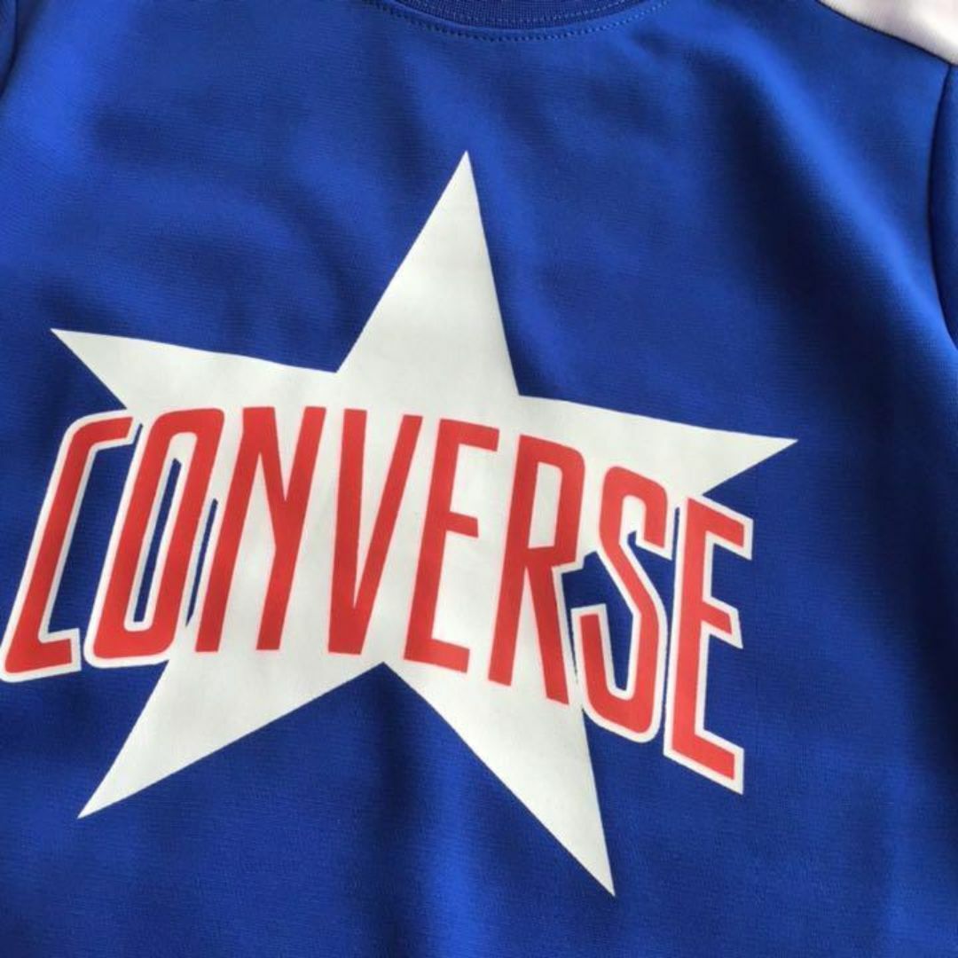 CONVERSE(コンバース)の難あり【130】コンバース  胸ロゴ ドライ Tシャツ 青系 キッズ/ベビー/マタニティのキッズ服男の子用(90cm~)(Tシャツ/カットソー)の商品写真