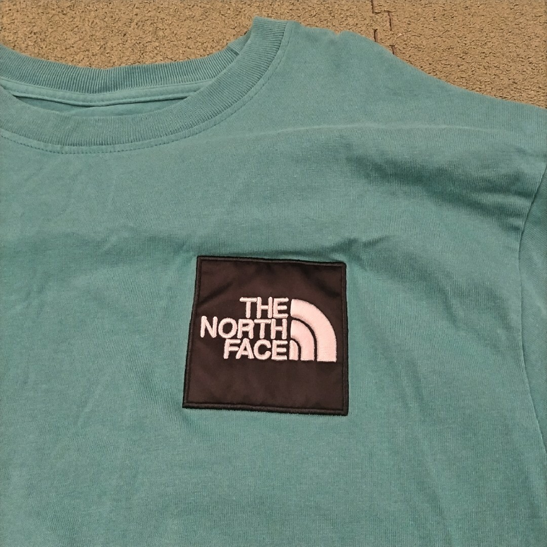 THE NORTH FACE(ザノースフェイス)のノースフェイス　THENORTHFACE　 ヘビーウェイトボックスロゴ Tシャツ レディースのトップス(Tシャツ(半袖/袖なし))の商品写真
