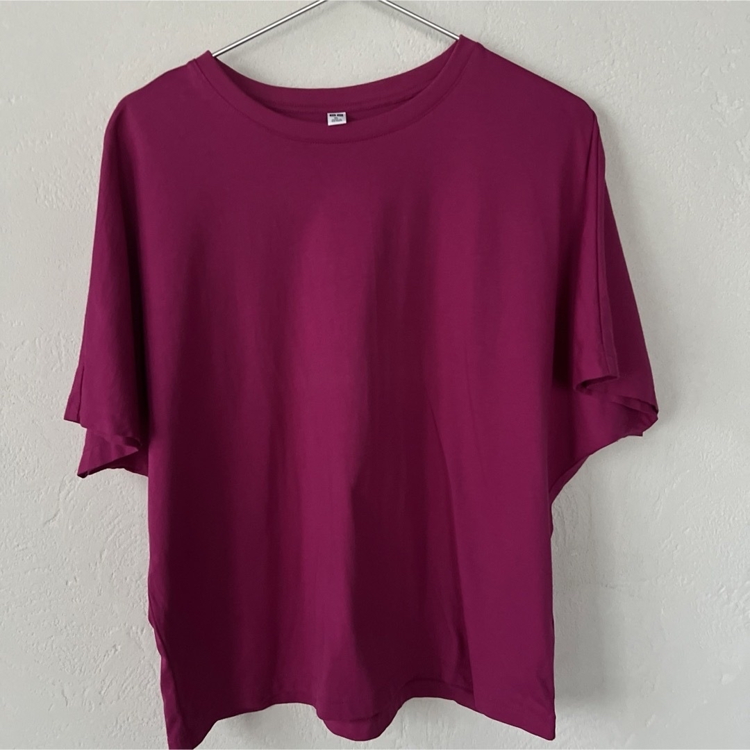 UNIQLO(ユニクロ)のユニクロ　Tシャツ　ＸＬ　　赤紫　ゆったり レディースのトップス(Tシャツ(半袖/袖なし))の商品写真
