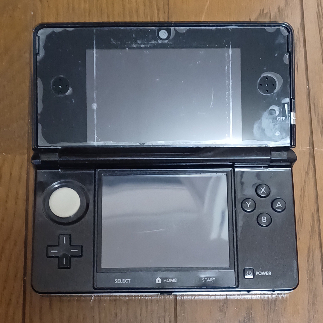 ニンテンドー3DS(ニンテンドー3DS)のニンテンドー3DS コスモブラック 中古 エンタメ/ホビーのゲームソフト/ゲーム機本体(携帯用ゲーム機本体)の商品写真