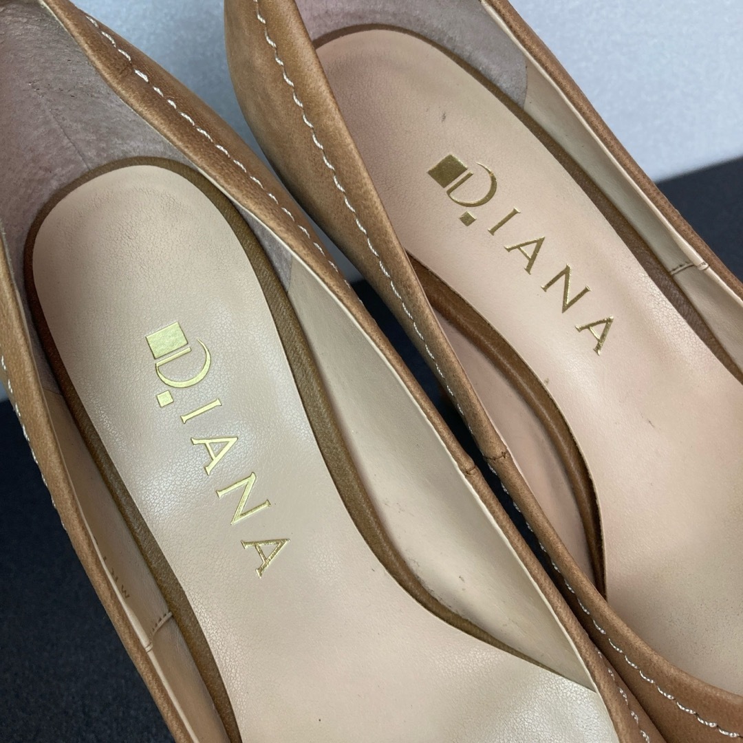 DIANA(ダイアナ)のDIANA ダイアナ プラットフォームパンプス　厚底　ヒール　22.5cm レディースの靴/シューズ(ハイヒール/パンプス)の商品写真