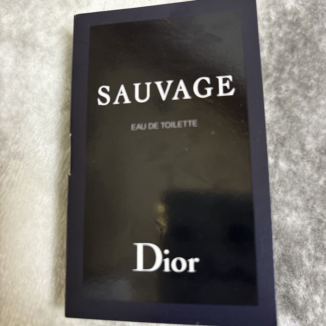 Dior(ディオール)のDior sauvage 1ml コスメ/美容の香水(香水(女性用))の商品写真