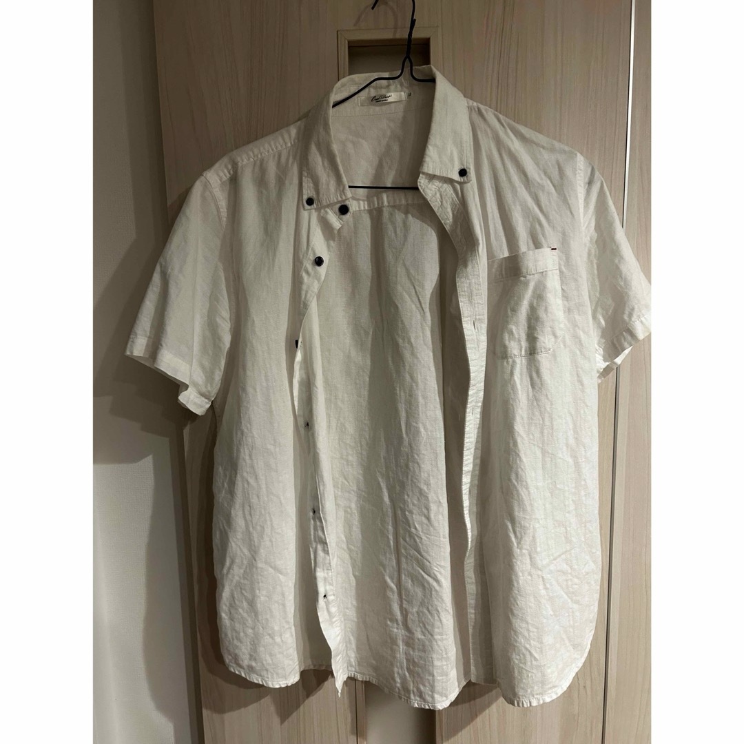 白Tシャツ　ボタンあり メンズのトップス(Tシャツ/カットソー(半袖/袖なし))の商品写真