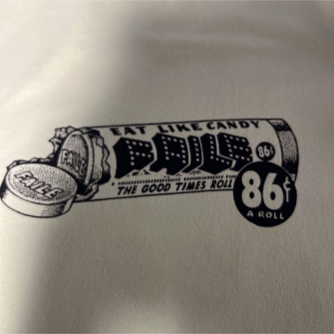 UNIQLO(ユニクロ)のユニクロ　　　FAILE   Tシャツ　　M メンズのトップス(Tシャツ/カットソー(半袖/袖なし))の商品写真