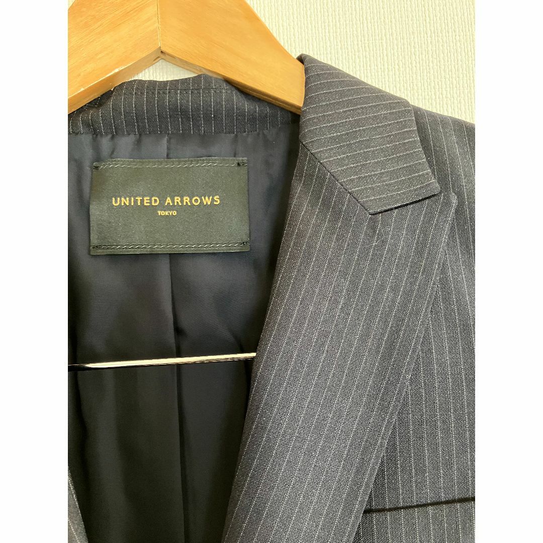 UNITED ARROWS(ユナイテッドアローズ)のユナイテッドアローズ　パンツスーツ　濃紺　ネイビー レディースのレディース その他(セット/コーデ)の商品写真
