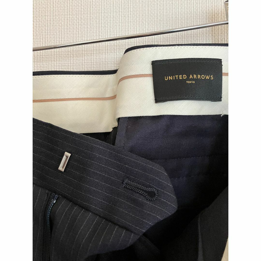 UNITED ARROWS(ユナイテッドアローズ)のユナイテッドアローズ　パンツスーツ　濃紺　ネイビー レディースのレディース その他(セット/コーデ)の商品写真