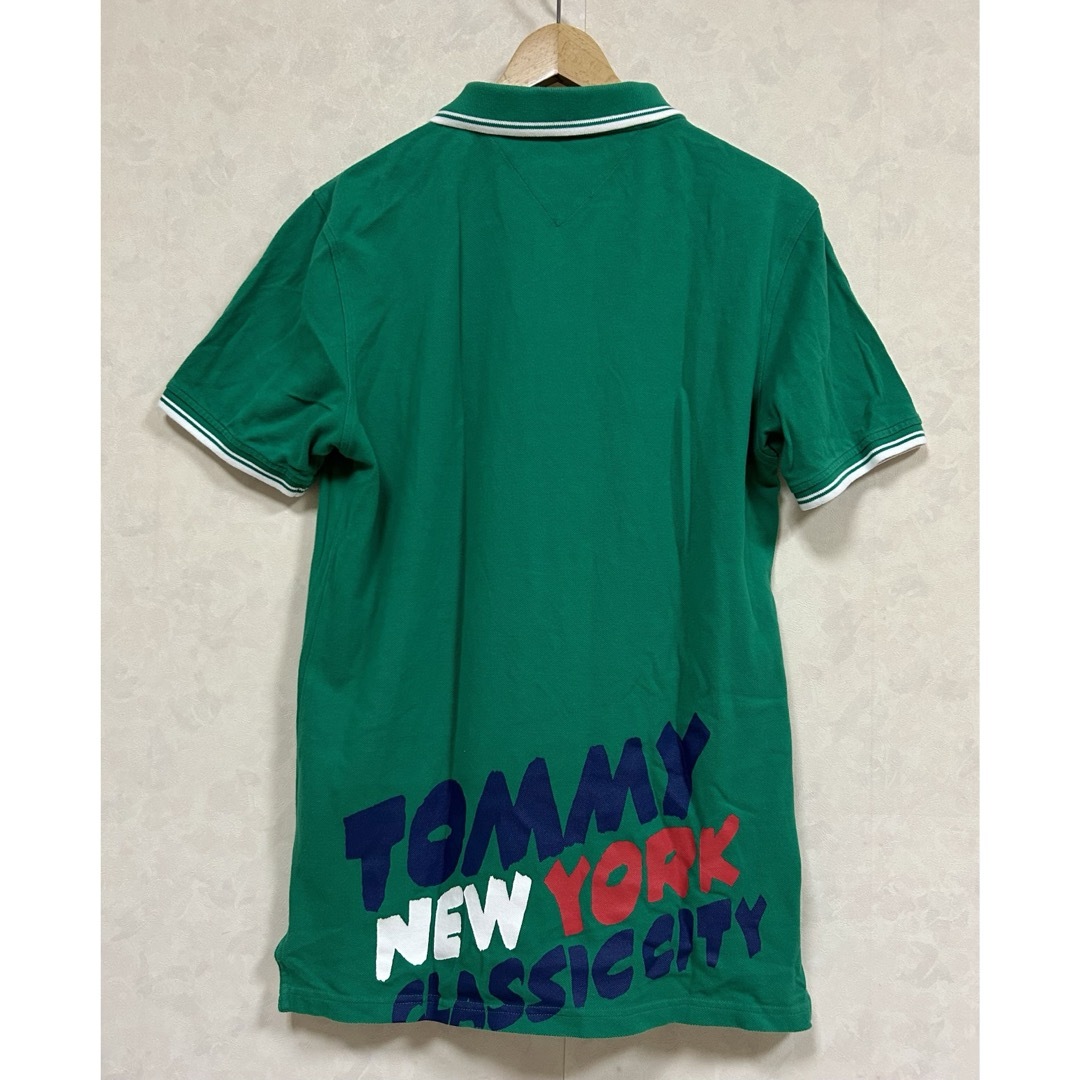 TOMMY(トミー)のTOMMY トミー メンズ 半袖ポロシャツ バックプリント グリーン Mサイズ メンズのトップス(ポロシャツ)の商品写真