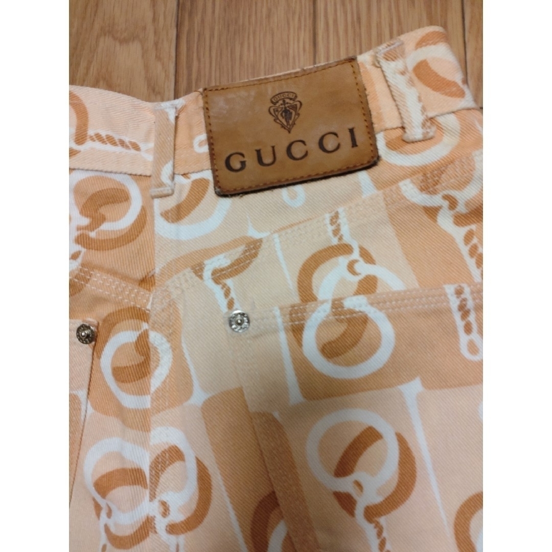 Gucci(グッチ)のGUCCIパンツ レディースのパンツ(デニム/ジーンズ)の商品写真