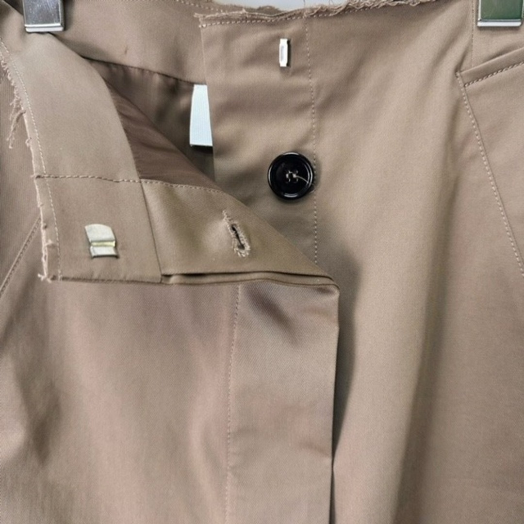 MM6(エムエムシックス)のMM6 台形 スカート ひざ丈 38 茶 ブラウン レディースのスカート(ひざ丈スカート)の商品写真