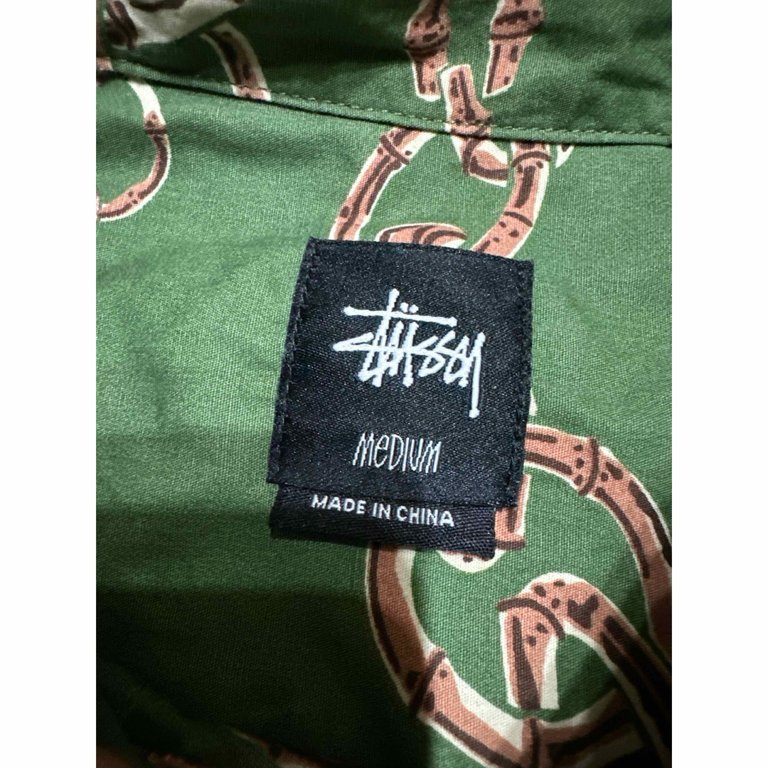 STUSSY(ステューシー)のステューシー シャツ 鎖 チェーン 柄 メンズのトップス(シャツ)の商品写真