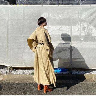 クラネ(CLANE)の※新品※CLANE/ BACK FRILL SLEEVE TRENCH COAT(トレンチコート)