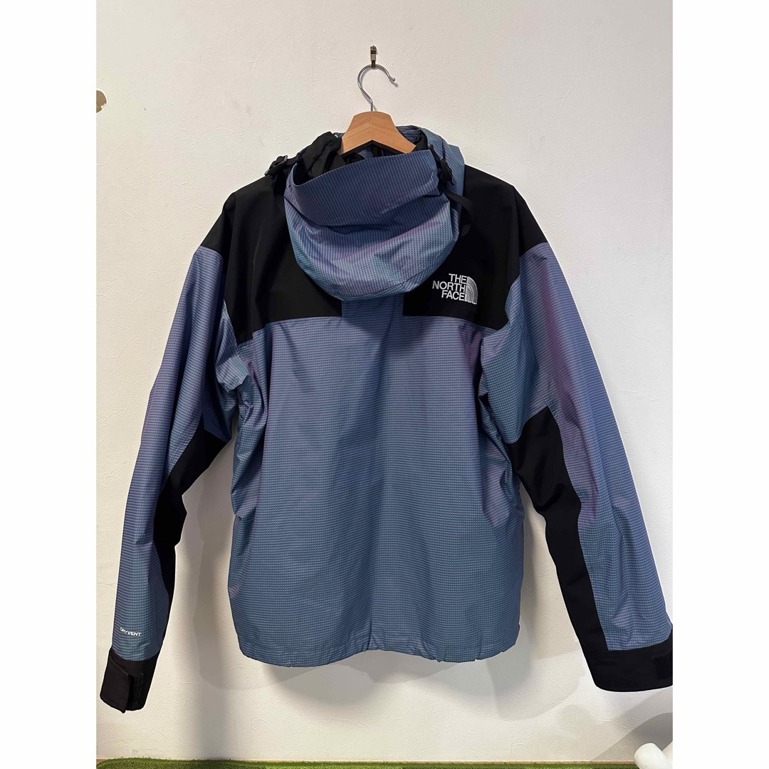 THE NORTH FACE(ザノースフェイス)のノースフェイス 1990 Mountain Jacket　IRIDESCENT メンズのジャケット/アウター(ナイロンジャケット)の商品写真