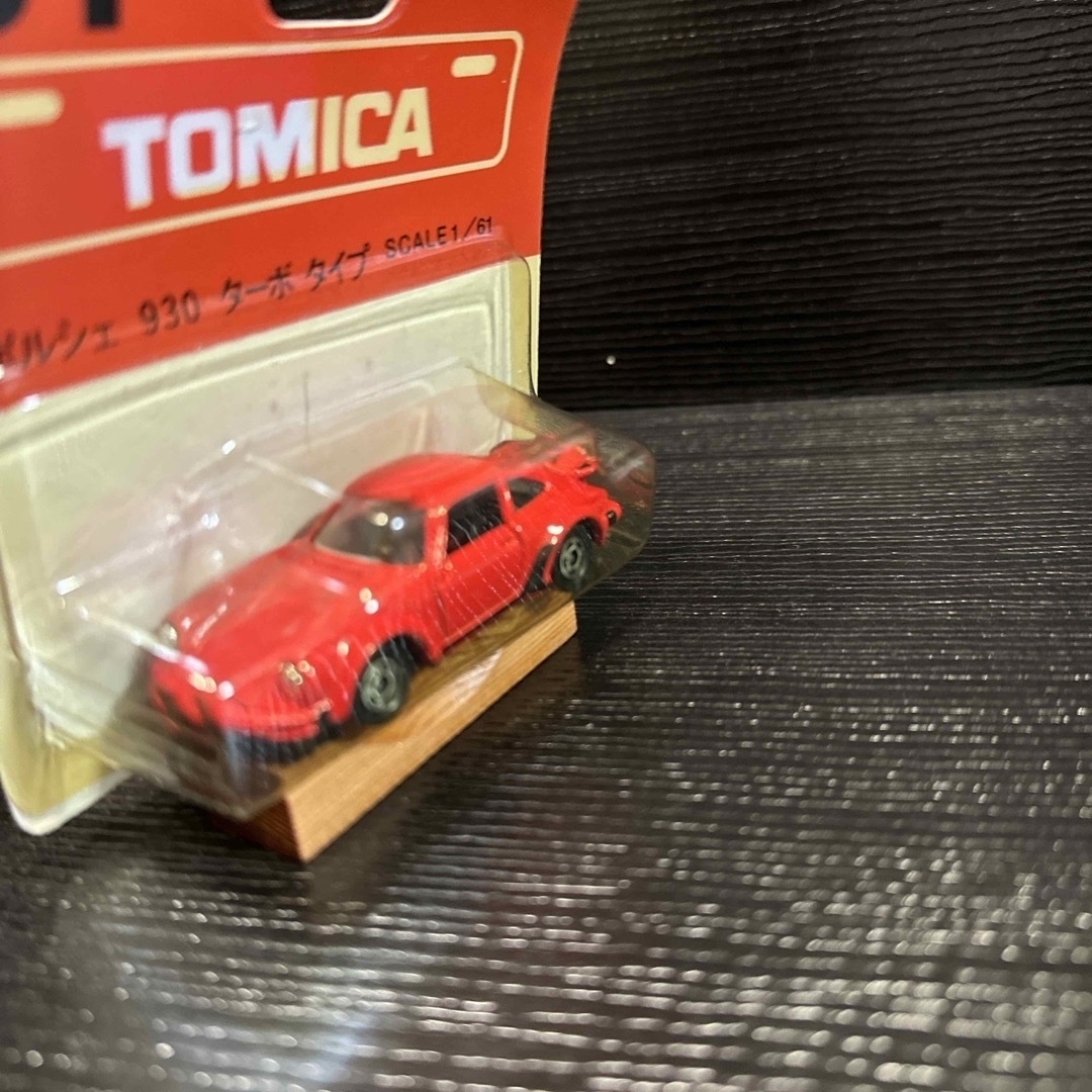 トミカ81 ポルシェ930ターボ エンタメ/ホビーのおもちゃ/ぬいぐるみ(ミニカー)の商品写真