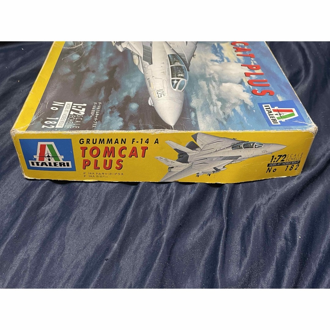 ITALERI 1/72 F-14A トムキャット プラス エンタメ/ホビーのおもちゃ/ぬいぐるみ(プラモデル)の商品写真