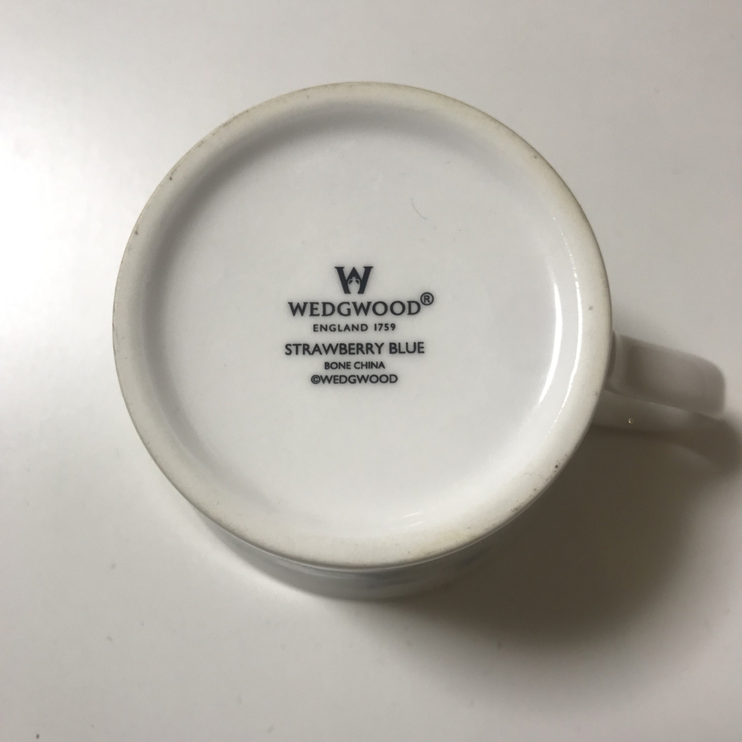 WEDGWOOD(ウェッジウッド)のウェッジウッド　カップ&ソーサー　ストロベリーブルー インテリア/住まい/日用品のキッチン/食器(食器)の商品写真