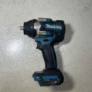 Makita - マキタ充電式インパクトレンチ　TW700