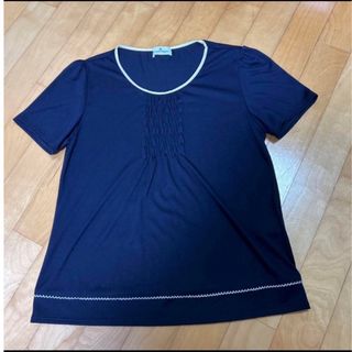 クレージュ(Courreges)のクレージュ  半袖テイシャツ　濃紺　サイズ40  トップス　カットソー　美品(Tシャツ(半袖/袖なし))