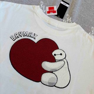 ディズニー(Disney)の【即完売】Baymax( ꕹ )シリーズ♡ハグしている姿が愛らしい！Tシャツ♡(Tシャツ(半袖/袖なし))