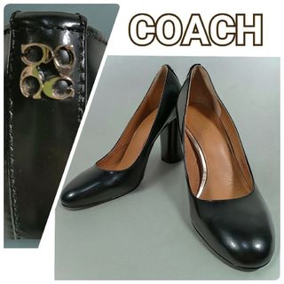 COACH - COACH◎本革 パンプス(24.5)金ロゴ チャンキーヒール ガラスレザー 黒