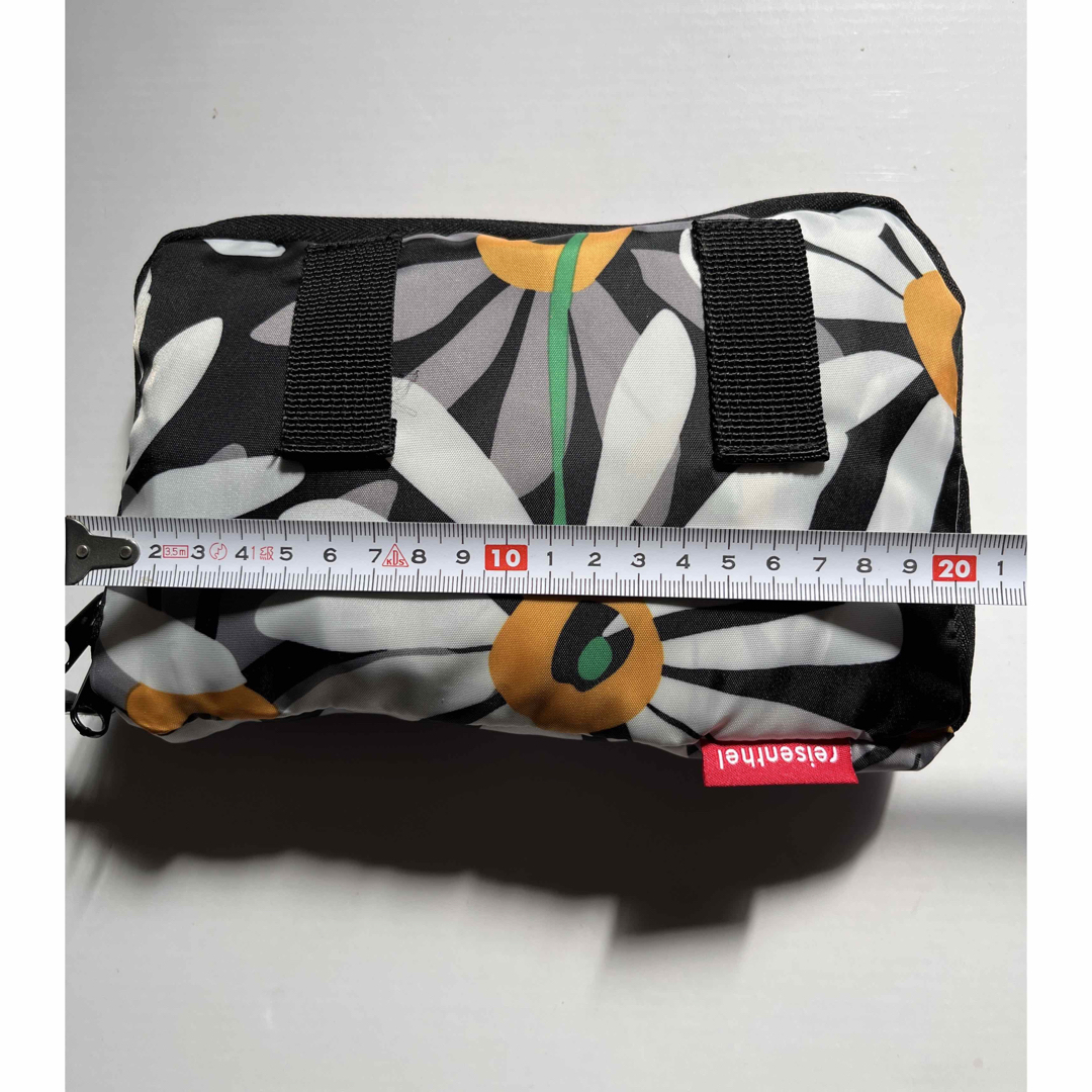 reisenthel(ライゼンタール)のライゼンタール  マーガレット　コンパクトリュック レディースのバッグ(リュック/バックパック)の商品写真
