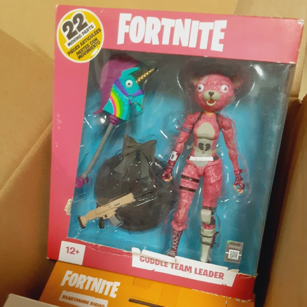 Hot Toys(ホットトイズ)の未使用　FORTNITE　ピンクのクマちゃん　７インチフィギュア　ピンクマ エンタメ/ホビーのフィギュア(ゲームキャラクター)の商品写真