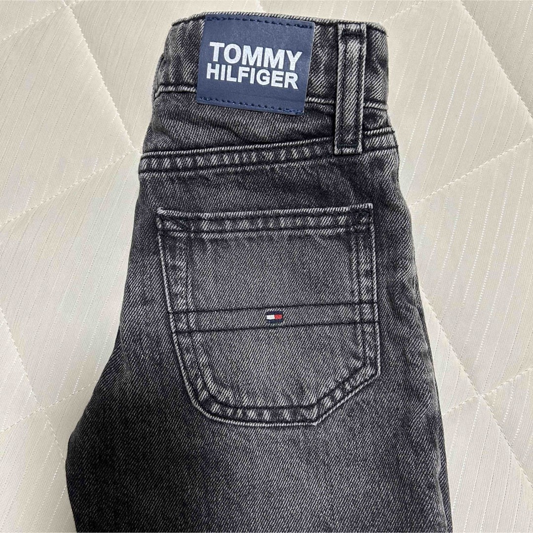 TOMMY(トミー)のTOMMY HILFIGER kids 92cm 男の子　新品　美品　写真無加工 キッズ/ベビー/マタニティのキッズ服男の子用(90cm~)(パンツ/スパッツ)の商品写真