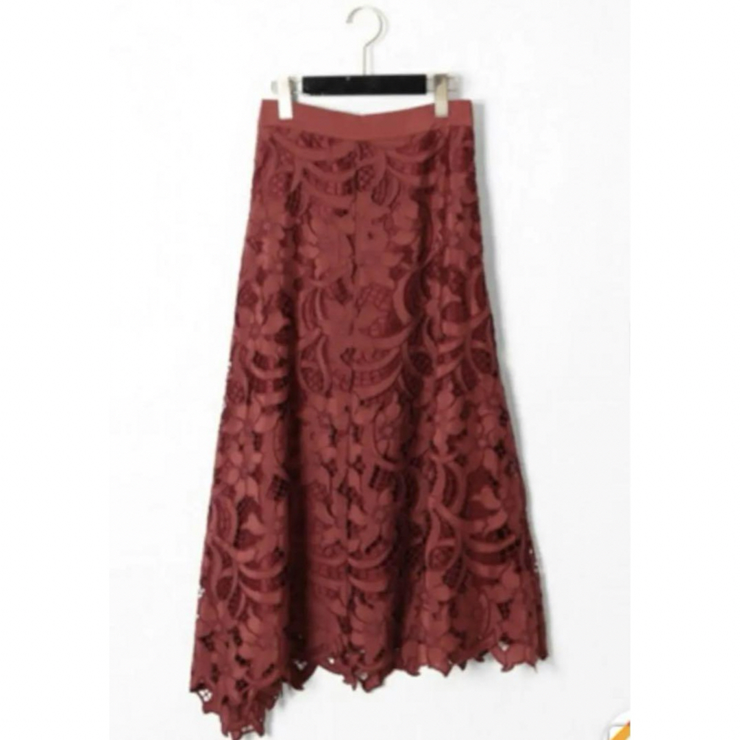 GRACE CONTINENTAL(グレースコンチネンタル)のグレースコンチネンタル　カットワーク刺繍ロングスカート ダイアグラム レディースのスカート(ロングスカート)の商品写真