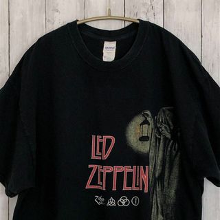 ミュージックティー(MUSIC TEE)のレッドツェッペリン　サイズＸＬ　黒ブラック半袖Ｔシャツ　人気デザイン　メンズ古着(Tシャツ/カットソー(半袖/袖なし))