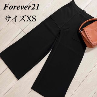 フォーエバートゥエンティーワン(FOREVER 21)のForever21 美脚　美脚　ワイドパンツ　ブラック　形が綺麗　フレア(カジュアルパンツ)