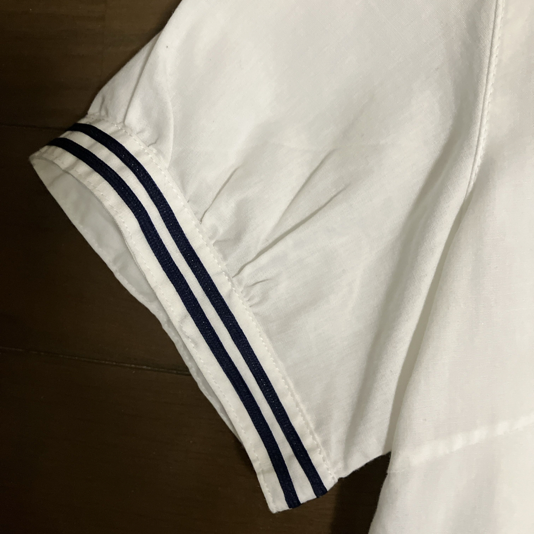 EASTBOY(イーストボーイ)のイーストボーイブラウス　セーラー　イーストボーイ　リボン　イーストボーイスカート レディースのトップス(シャツ/ブラウス(半袖/袖なし))の商品写真