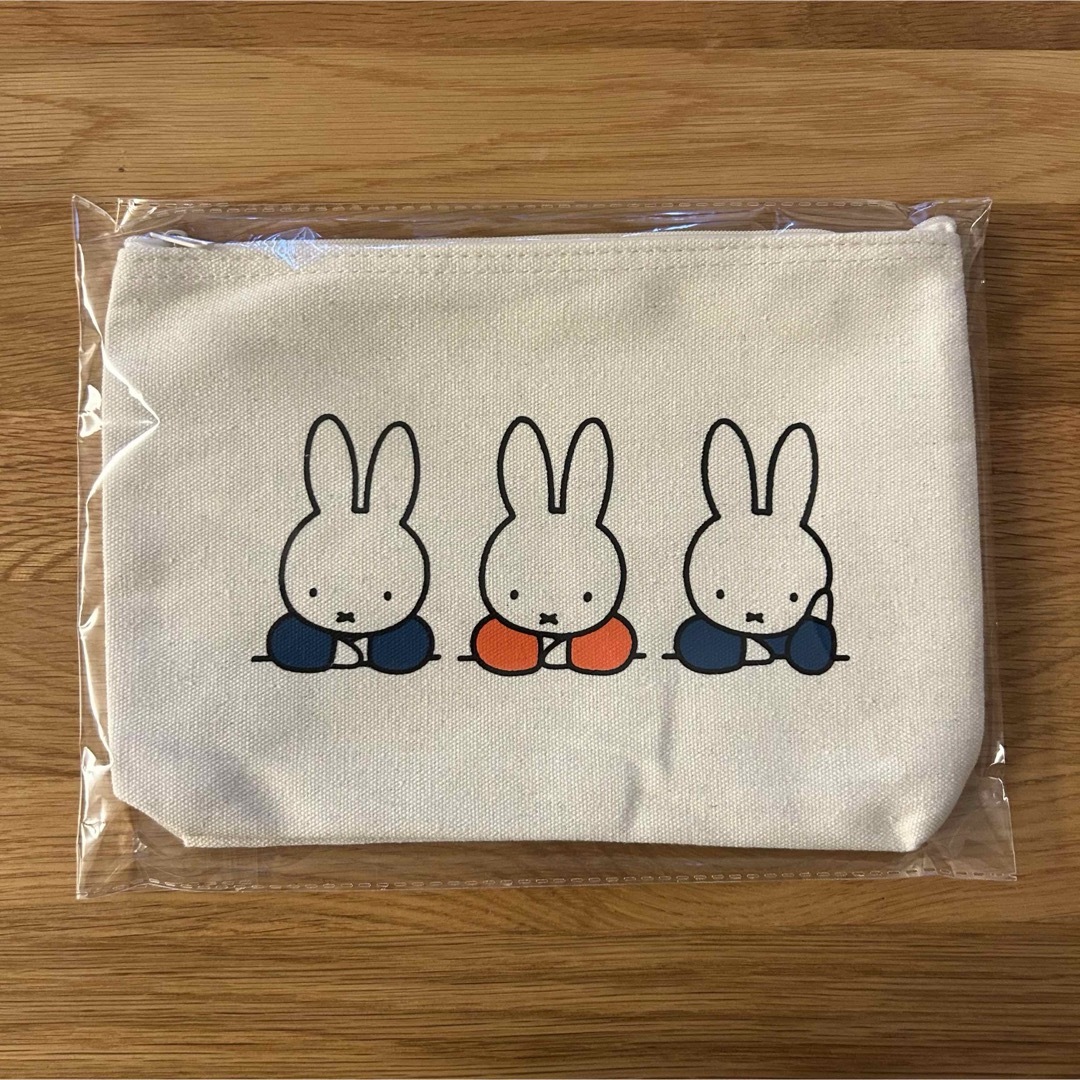 miffy(ミッフィー)のミッフィー   ポーチ     レディースのファッション小物(ポーチ)の商品写真