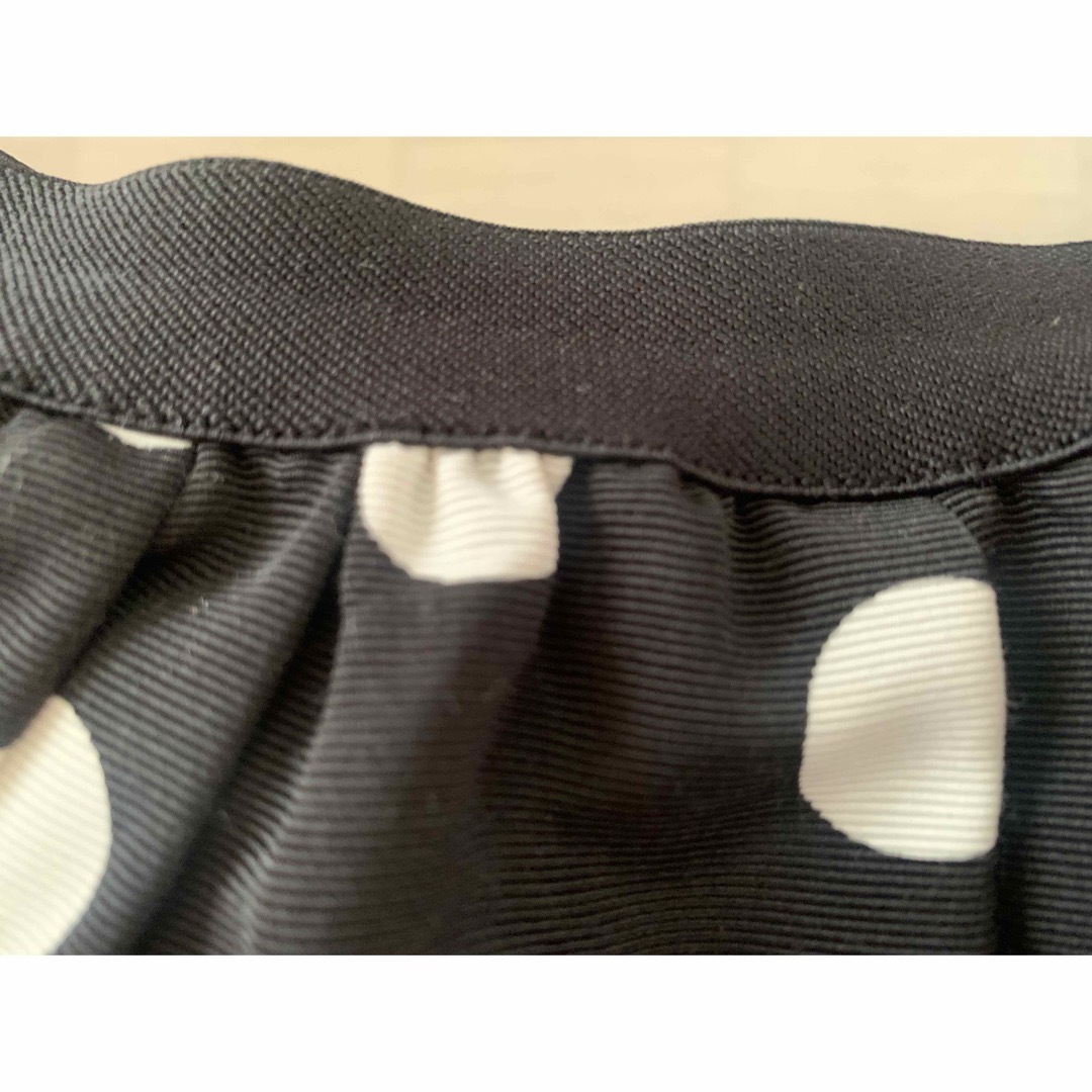 トレンドドレスコードブラックドットフレアスカートひざ丈フリーサイズ レディースのスカート(ひざ丈スカート)の商品写真