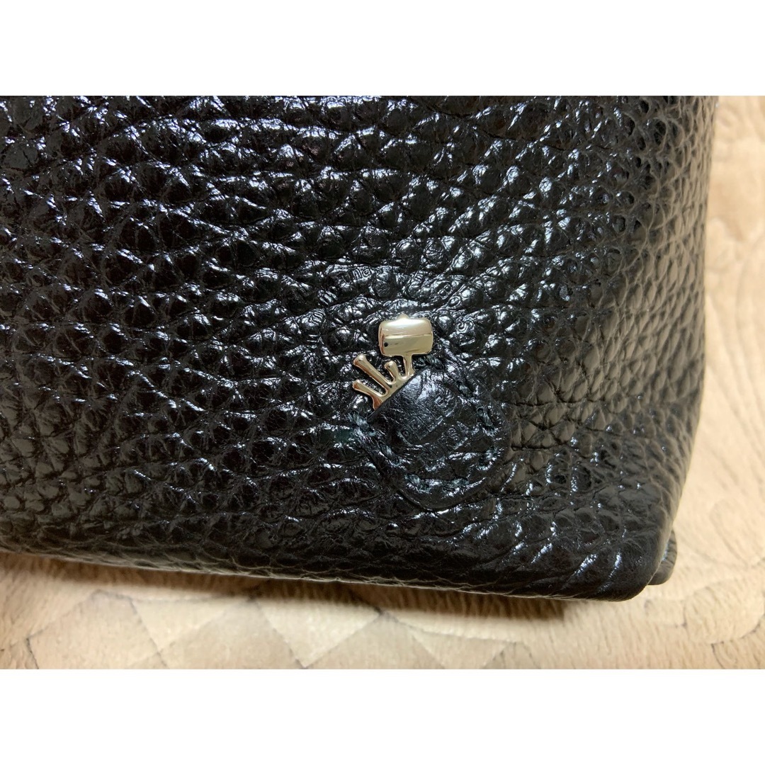 PELLE BORSA(ペレボルサ)のペレボルサ　PELLE BORSA トートバッグ　プラントMブラック　 レディースのバッグ(ハンドバッグ)の商品写真