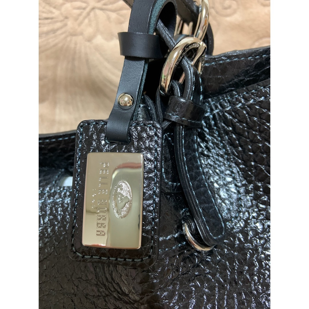 PELLE BORSA(ペレボルサ)のペレボルサ　PELLE BORSA トートバッグ　プラントMブラック　 レディースのバッグ(ハンドバッグ)の商品写真