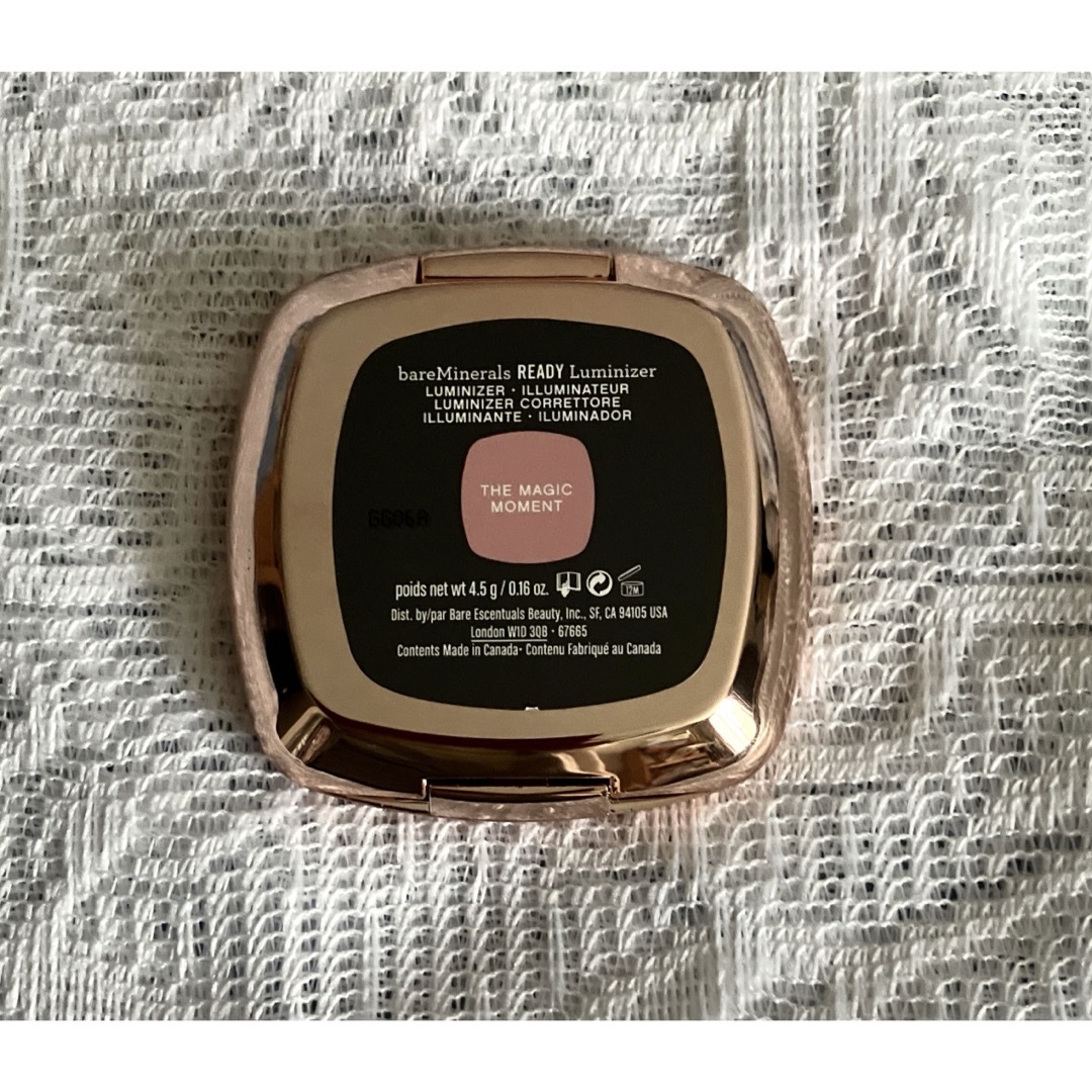 bareMinerals(ベアミネラル)の☆ベアミネラル☆ レディルミナイザー コスメ/美容のベースメイク/化粧品(フェイスカラー)の商品写真